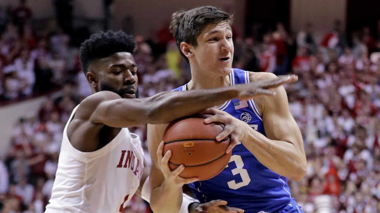 Hoosiers give No. 1 Blue Devils a run for their money but win slips away
